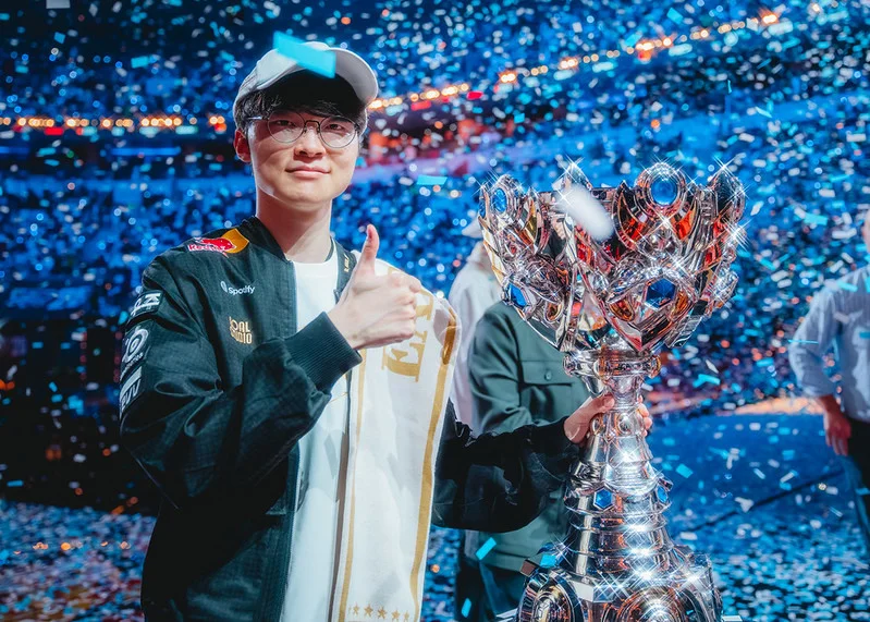《英雄联盟》新刺客洛克亮相　设计师期待看 Faker 与 Knight 使用洛克秀操作极限