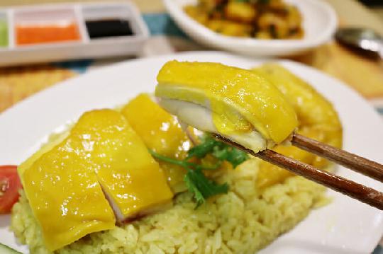 黑暗料理王海南鸡饭的民间传说和营养价值