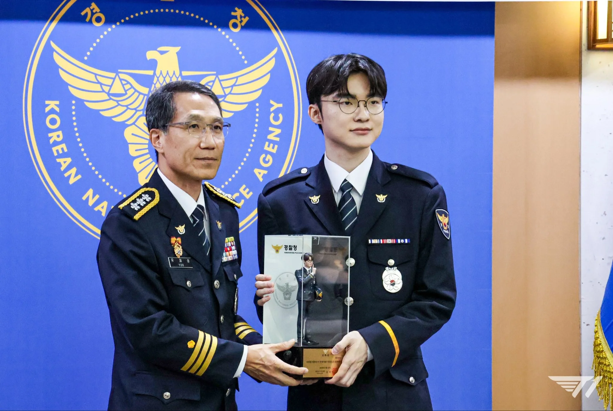 《英雄联盟》明星选手李相赫Faker获韩国警察厅委任「荣誉警长」 担任防治网路赌博宣传大使