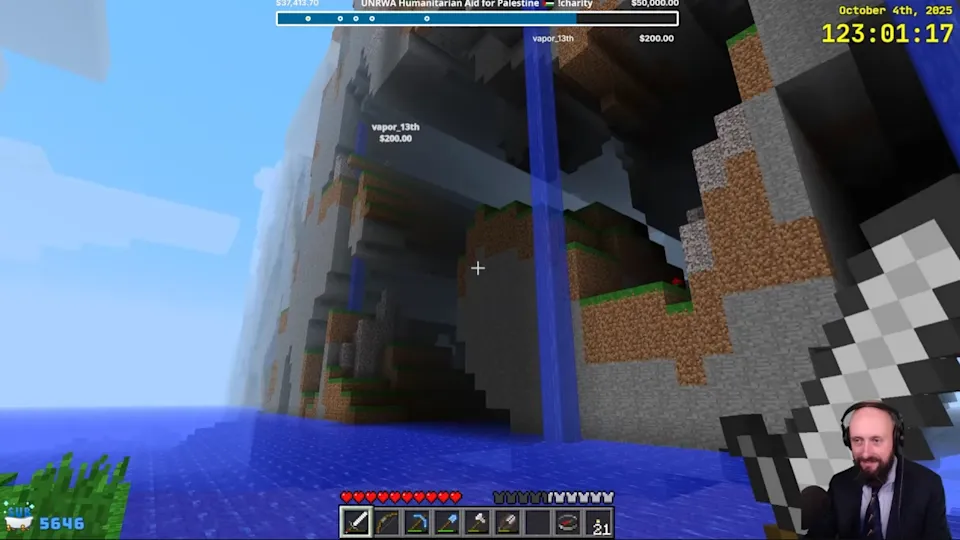 我的世界玩家14年走1255万格成功抵达Minecraft传说地点「边境之地」（Far Lands）